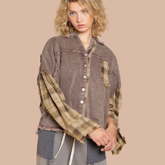 POL Oversized Casual Mocha Plaid Shacket - Picture 8 of 10